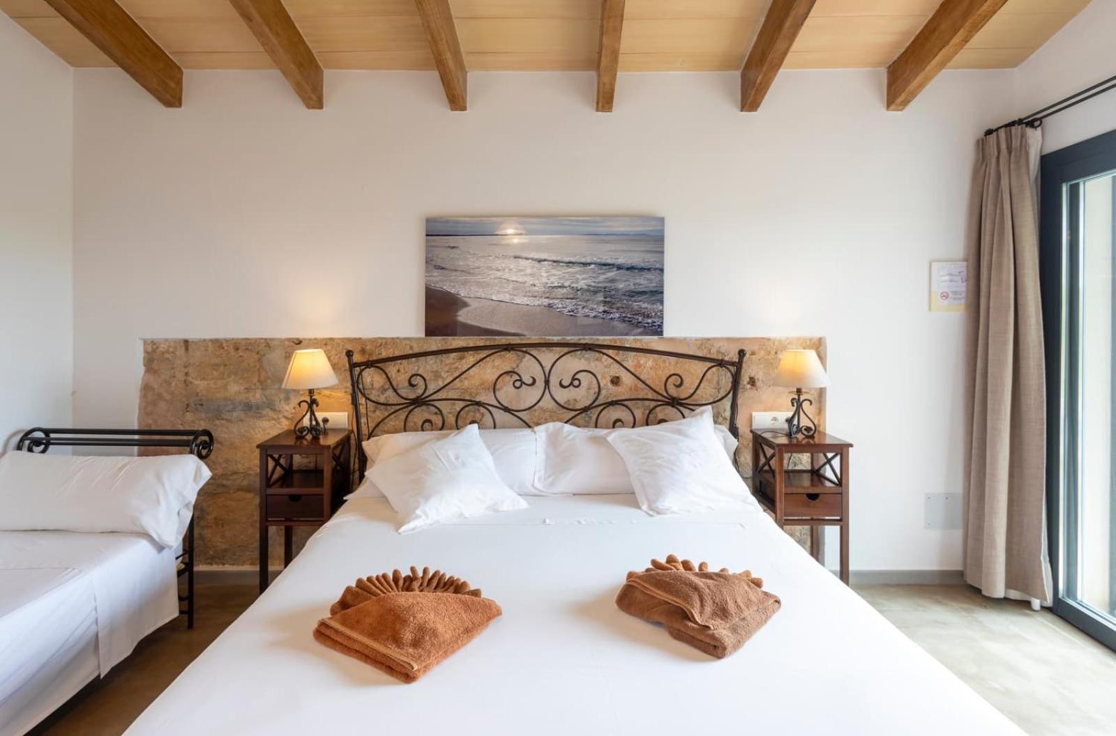 Hotel Es Raco De Maria María de la Salud